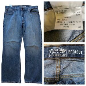 Levi’s Signature Bootcut Straight Leg Blue Jeans Men’s 38x30 PC9-91505-0054